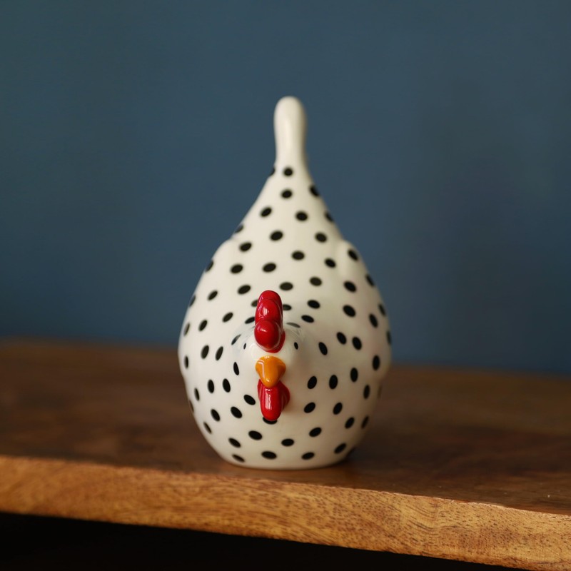 Fyne-Finds Ceramic Speckled Chicken Polka Dot Hen Shelf Sitter Ornament
