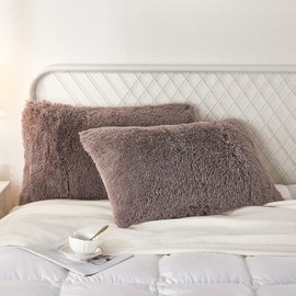 Uhamho Set of 2 Faux Fur Throw Pillow Covers Soft Velvet Decorative Pillowcases Zipper Closure (Purplish Taupe, 20"x36")