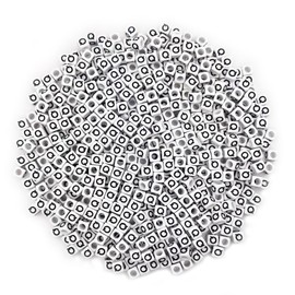 600 abalorio acrílicas de cubeta de 6 x 6 mm (letra Q (negro sobre blanco))