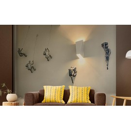 Unbound Resin Climbing Man Wall Sculptures Creative Hand-Finished Sculpture Figurine for Bar/Home/Office Art Decor (Rock Grab)