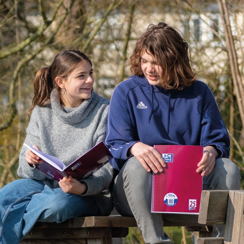 Oxford School Optic Paper 90 g/m² 100050355 College Notepad/A4 +/Lined/Margin,