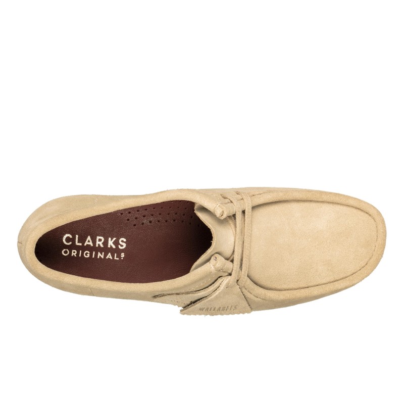 Clarks womens Wallabee. Oxford, Maple Suede, 8.5 US