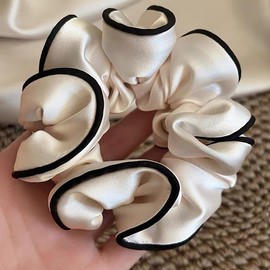 VEVE & MIKI Brand Hair Ring, Stylish, Cute, Friction Relief, Anti-Static, Silk Fabric, Wood Ear-shaped Satin, Silk Hair Ring, 3.7 inches (9.5 cm), Non-Tracing, Hair Elastic, Stylish, Adult Women, Can