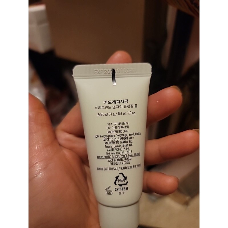 AMOREPACIFIC Amore Pacific Treatment Enzyme Cleansing Foam 31g/1oz. Newest Version