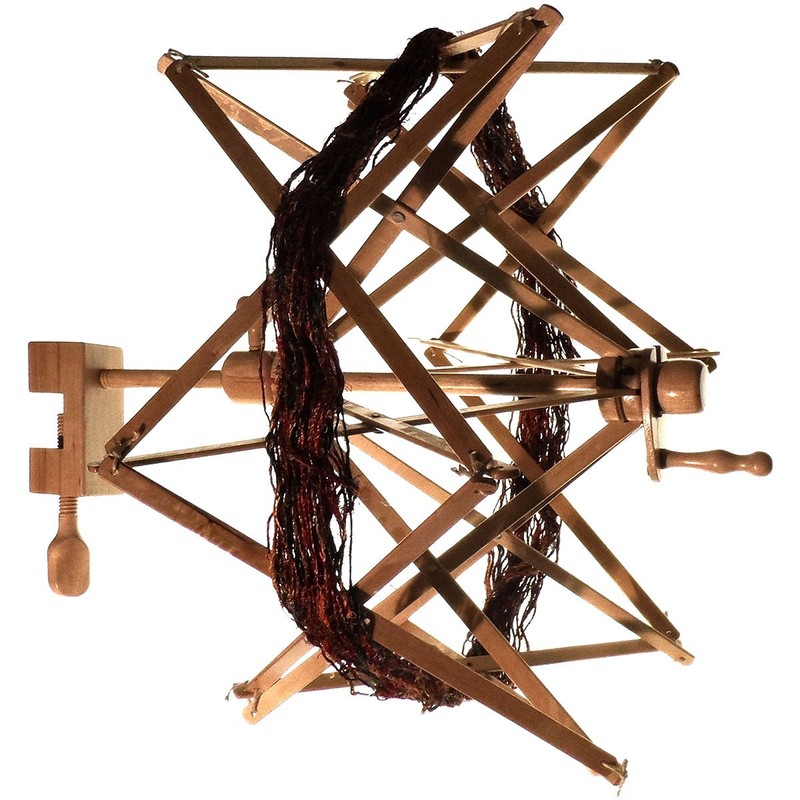 Lacis Swift/Skein Winder, Advanced Styling