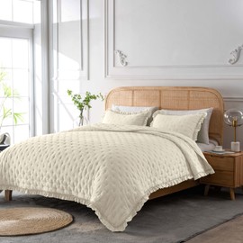 HIARUO 3-Piece Queen Quilt Set - Soft Warm Ultrasonic Reversible Pleated Ruffled Coverlet Bedspread Set (90 x 90 Inch) with 2 Pillow Sham (20 x 26 Inch), Beige