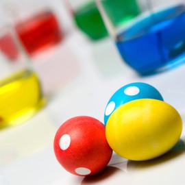 Egg Dye Decoration Craft Kit - 5 Colours of Egg Dye Paint for 50 Eggs - Great Easter Egg Decorations for Kids - Use at a Low Temperature