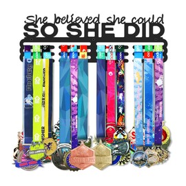 Soporte para colgar medallas de 13.8 pulgadas, con marco de acero para colgar en la pared, más de 60 medallas, soportes deportivos para medallas con barras fáciles de colgar, color negro, 3 líneas