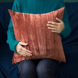 GLORY SEASON Throw Pillow Covers 18x18 Inch 2 Pack Luxurious Solid Crepe Velvet Square Decorative Pillow Cases for Farmhouse Square Cushion Case for Home Sofa Couch Decor, Auburn