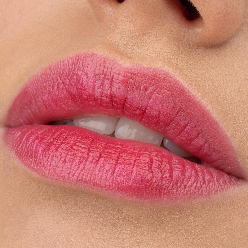 Essence Cosmetics WHAT A TINT! lip & cheek tint, longlasting,