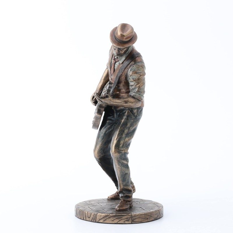 Veronese Design 7 5/8" Jazz Band Casual Guitar Player Resin