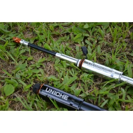 UNICHE Mini bomba de bicicleta (SBV3) con indicador para inflar neumáticos de bicicleta a 110 PSI. Mini bomba de bicicleta para bicicletas de montaña, urbana, BMX y DH, se adapta a Schrader y Presta. Kit de montaje incluido.