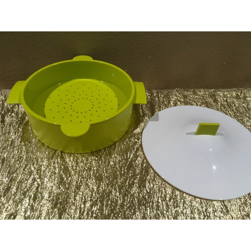 Tupperware UNIQUE Beautiful New Micro-steamer Tortilla Keeper 1 1/2QT Lime