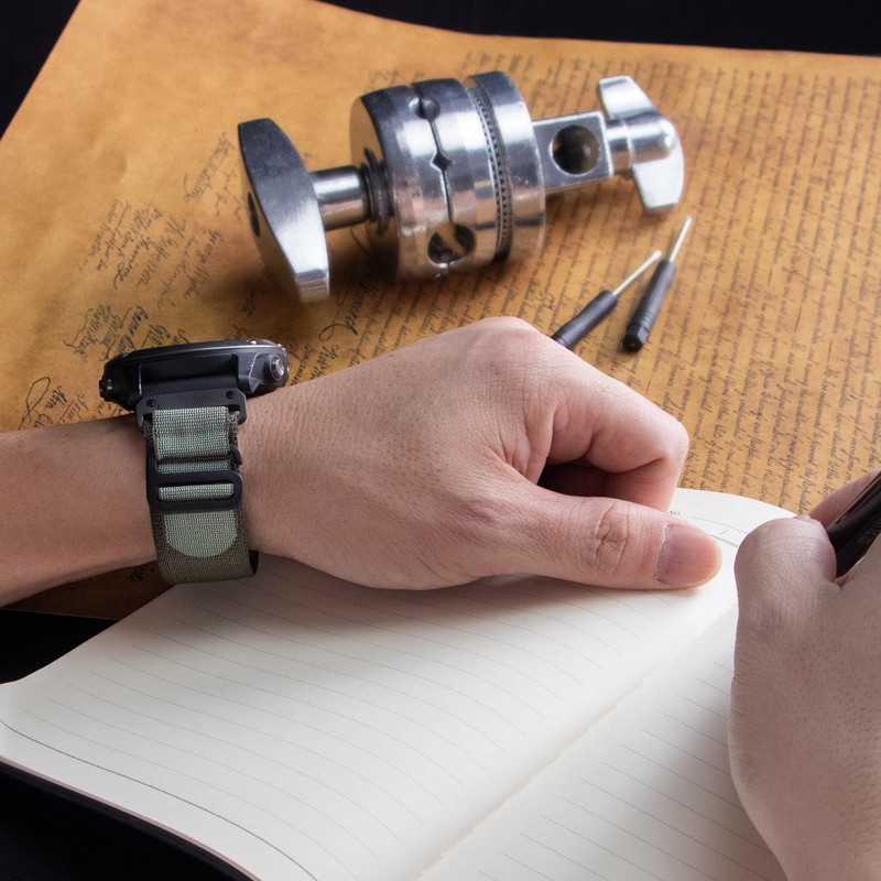 Fleshy Leaf Watch Bands Compatible With Garmin Tactix 7 pro