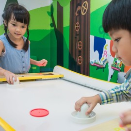 Kisangel Desktop Ice Hockey Puck 6-Pack Red Plastic 51mm Replacement Puck Smooth Slide Competitive Play Game Room Accessories Family Entertainment All Ages