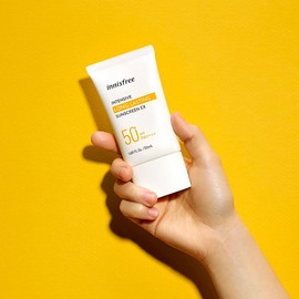 Innisfree Intensive Long Lasting Sunscreen EX SPF50+ / PA++++ (60 mL) [Makeup Base/Sunscreen] Ruddy Feeling Transparency Moisturizing Pore Cover Tone Up Primer Waterproof
