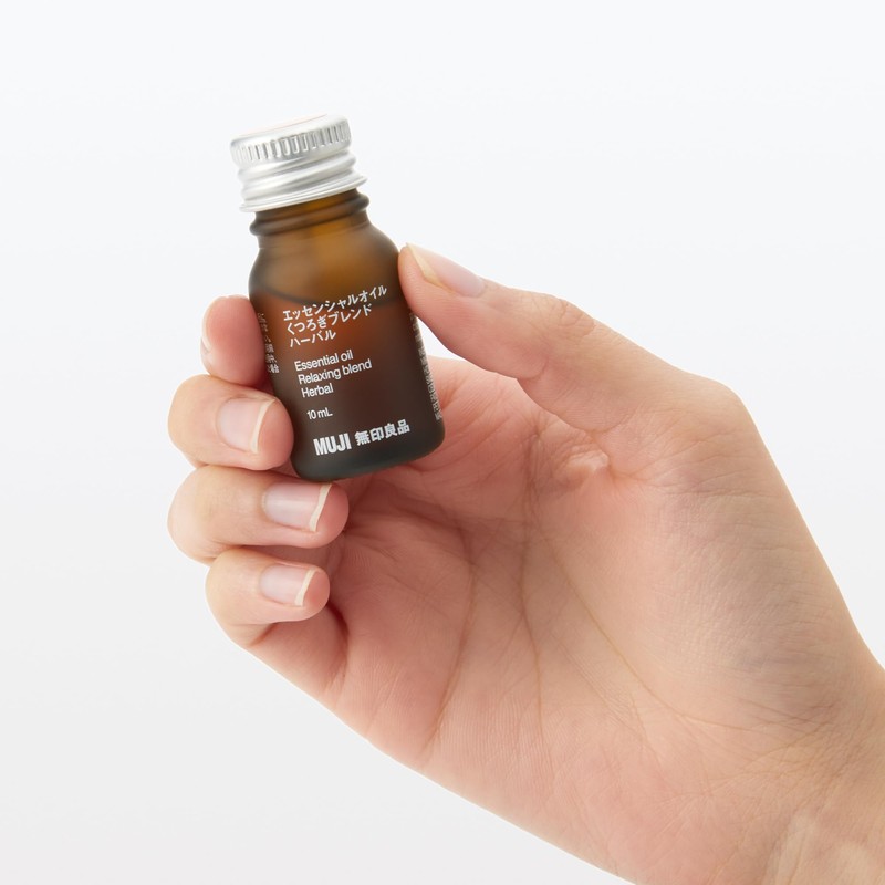 MUJI 83484484 Herbal Essential Oil Relaxing Blend 0.3 fl oz