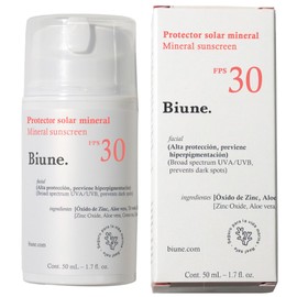 Protector Solar Mineral Facial | Toque Seco, Efecto Mate, No Deja Residuos | Con Aloe Vera, Té Verde, Manzanilla y Regaliz | Acción Antimanchas en la Piel, SPF 30 Protección UVB/UVA | Biune. | 50 ml