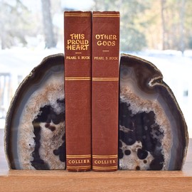 Nature's Decorations Agate Bookends - A Quality Natural Geode Book Ends with Rubber Bumpers for Shelves, Office, Home Decor - Heavy Duty Cool Stone Bookend Pair for Decoration (3-4 LB)