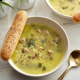 Knorr Soup du jour Italian Style Wedding with Meatballs soup mix, 515g/18.2 oz.