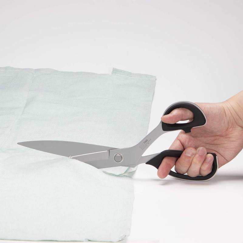 KAI Stainless Steel Tailoring Scissors 7300