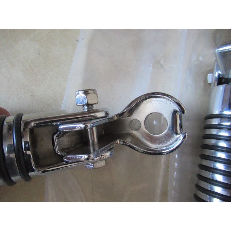 PYTHON 2 SETS PER BID PYTHON MOTORCYCLE CHROME O-RING FOOTPEGS