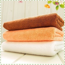 Ultra-Fine Microfiber Beauty Towels (Medium, 2-Pack) Light Blue Bath Towel