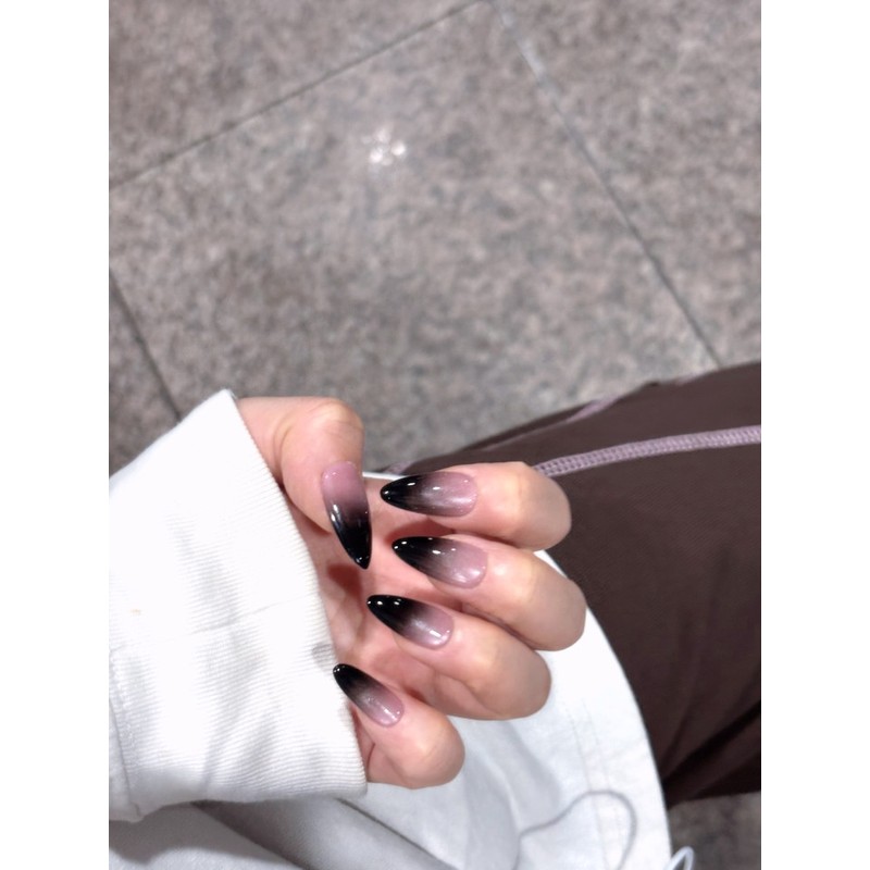 Blackpink two-tone magnet gra nail tips - Long Square /