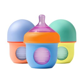 Boon Nursh - Bolsa de silicona reutilizable para biberones – Pezón de flujo lento – Bolsa de silicona para biberones y pezones – Esenciales para la alimentación del bebé – Bloque de color – 0-3 meses