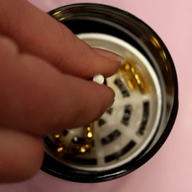 Flitz Diamond and Gemstone Jewelry Cleaner, Safe on Pearls, No Harsh Chemicals, Instantly Revives Dull Discolored Jewelry, Perfect for Gold, Diamonds, Sterling Silver, 7 oz Jar w/Tray + Brush (2-PACK)