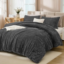 Andency Fleece Queen Comforter Set, 3 Pieces Dark Grey Comforter Set for Queen Size Bed, Soft Warm Fluffy Fuzzy Dark Gray Bedding Set for Winter (1 Comforter & 2 Pillowcases)