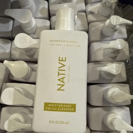 Native Autumn air & amber moisturizing facial cleanser 12oz