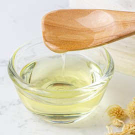 Natural Cosmetics Laboratory Apricot Kernel Oil Carrier Oil Beauty Oil 100ml Aluminum Pouch