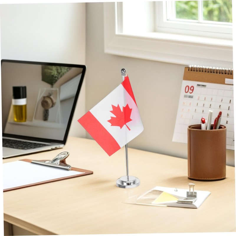 Operitacx Small Canada National Flag with Base Polyester Miniature Desk