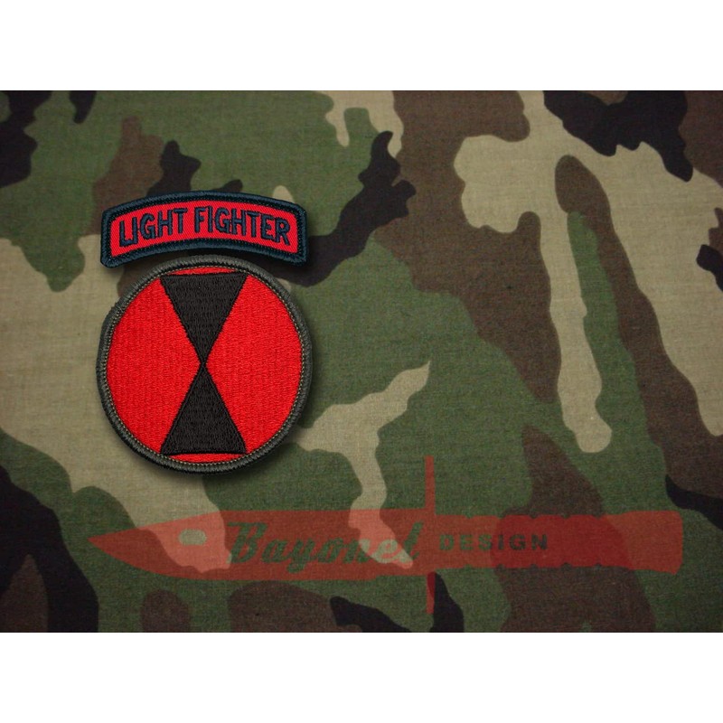 Bayonet Design - 7th Infantry Division Black & Red Shoulder