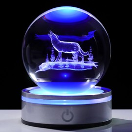 Movdyka Wolf Gifts for Men Women 3D Crystal Ball Wolf Stuff Animals Glass Figurines Home Office Decor with Colorful Light Base, Gifts for Nature Wolf Lovers on Birthday Christmas - 3.15"/8cm