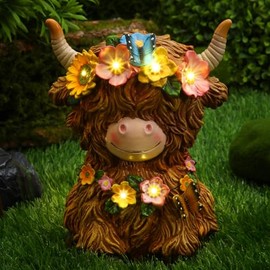 Colingmill Colingmill Highland Cow Gnomes Resin, Garden Highland Cow Statue Solar Outdoor Decor with Flower Decoration for Patio, Yard, Gift for Mom, Cow Lovers(Bright)