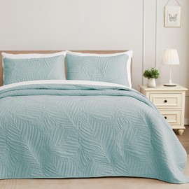 Exclusivo Mezcla California King Quilt Bedding Set, Lightweight Aqua Blue Quilts Cal Oversized King Size for All Seasons, Soft Microfiber Bedspreads Coverlets with Leaf Pattern, 3 Piece