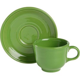 Homer Laughlin Fiesta Shamrock Green Taza y platillo