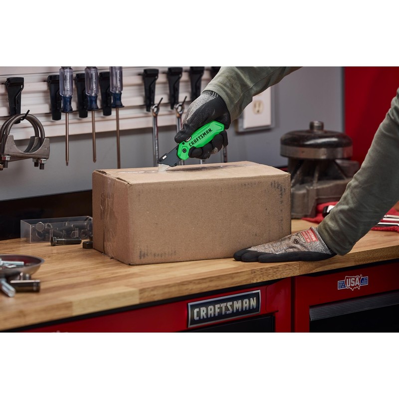 CRAFTSMAN High-Visibility Folding Utility Knife with 1 Blade (CMHT10352)
