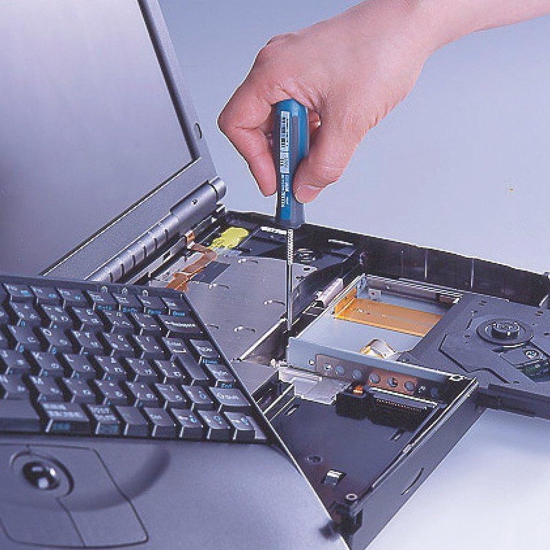 Megadora Thin-Handle Screwdriver, 910