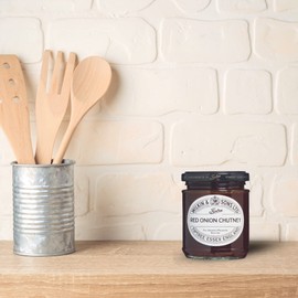 Tiptree Red Onion Chutney, 220g