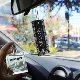 AREON Car Perfume Gold - Air Freshener in Glass Bottle - Luxury Odor Eliminator Spray with Absorber Hanging Pad - Unique Fragrance & Long-Lasting Aroma for Vehicle, Office, Home - Made in Europe, 50ml
