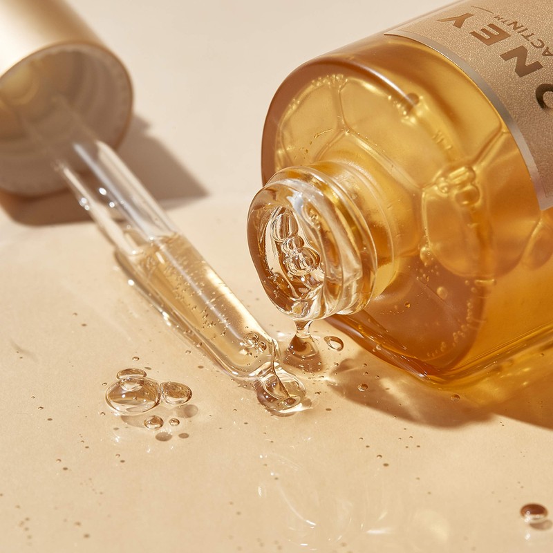 HOLIKA HOLIKA Honey Royal Lactin Serum Mist 4.23fl.oz…