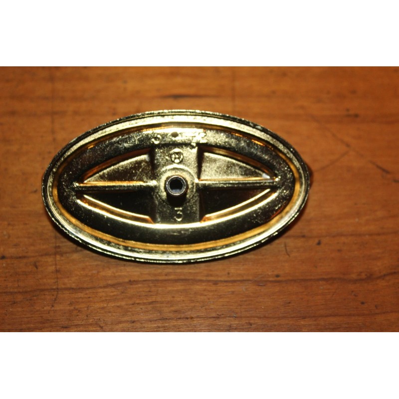 Vintage Amerock BP 866-3 Antique Brass Dresser Drawer Curio Pull
