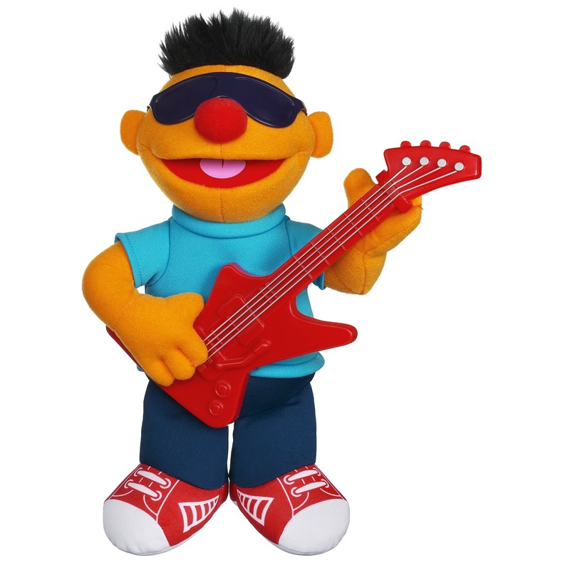 Sesame Street Strummin' Ernie