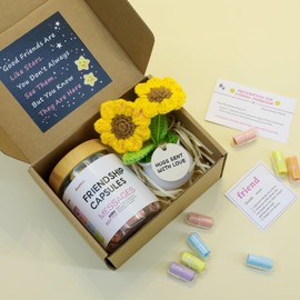 MSEHKM Friendship Messages in a Bottle Package for Your Bestfriend With Crochet Sunflower Pre-Written Capsule Letters in Plastic Jar for Men Women, BFF, Bestie, Friend Present, Just Friends