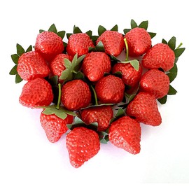Aliotech 18PCS Plastic Artificial Red Strawberries Fake Lifelike Simulation Realistic Strawberry Artificial Fruits Decoration Photography Prop for Home Kitchen Decoration