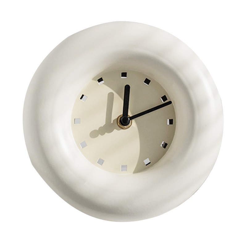Desk Clock Iron Round Modern Decorative Silent Battery Operated Table