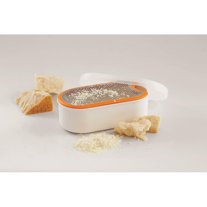 Fiskars Box Grater, With Container, Dimensions: 16.8 x 9.0 cm,